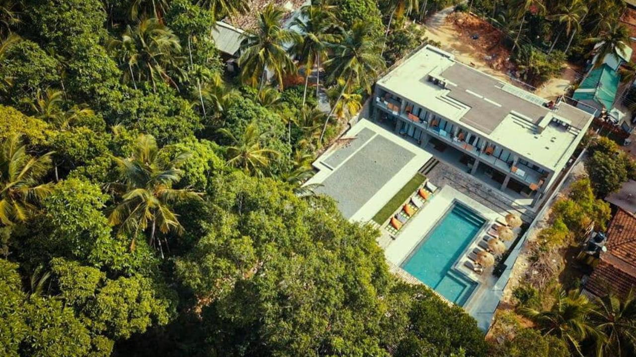 The Salty Pelican Yoga & Surf Retreat Dikwella Luaran gambar