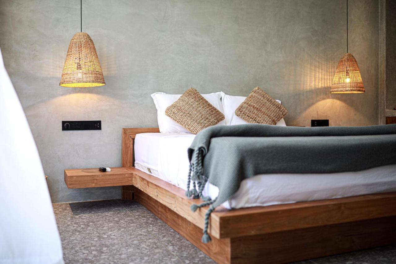 The Salty Pelican Yoga & Surf Retreat Dikwella Luaran gambar